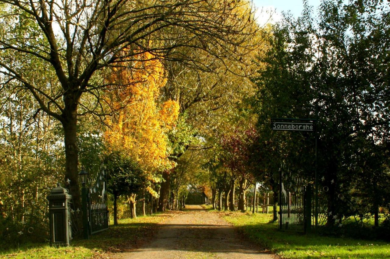 B&B Landgoed Sonneborghe Kollumerzwaag Luaran gambar